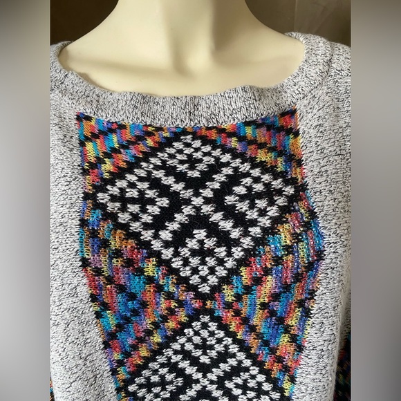 Womens Poncho Gray Southwest Aztec Fringe Pullover Fringe Bottom, boho - Picture 8 of 8